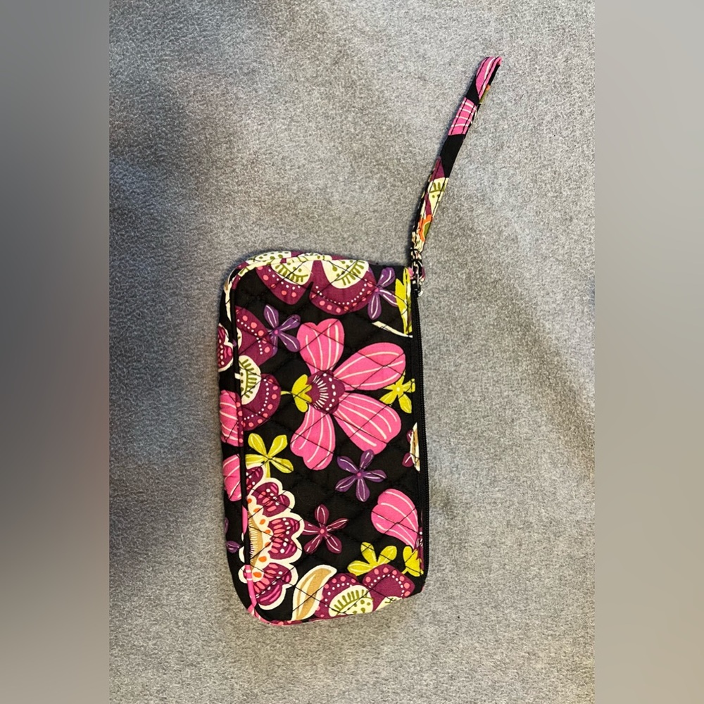 VERA BRADLEY Floral Wristlet
